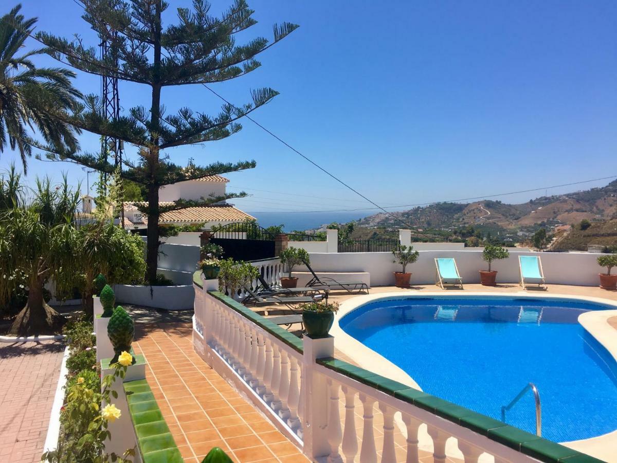 El Cortijo De Miguel Villa เนร์คา ภายนอก รูปภาพ