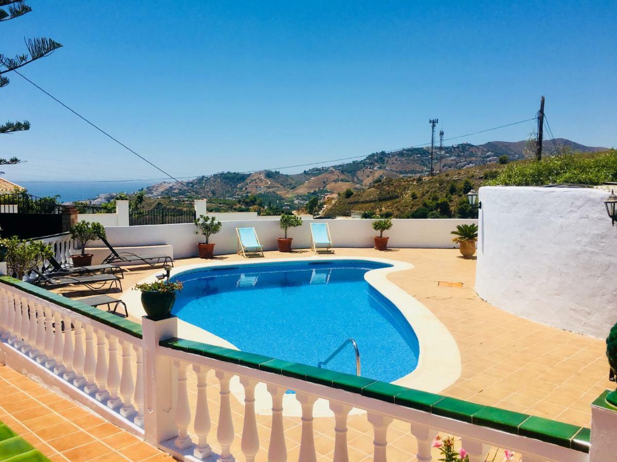 El Cortijo De Miguel Villa เนร์คา ภายนอก รูปภาพ